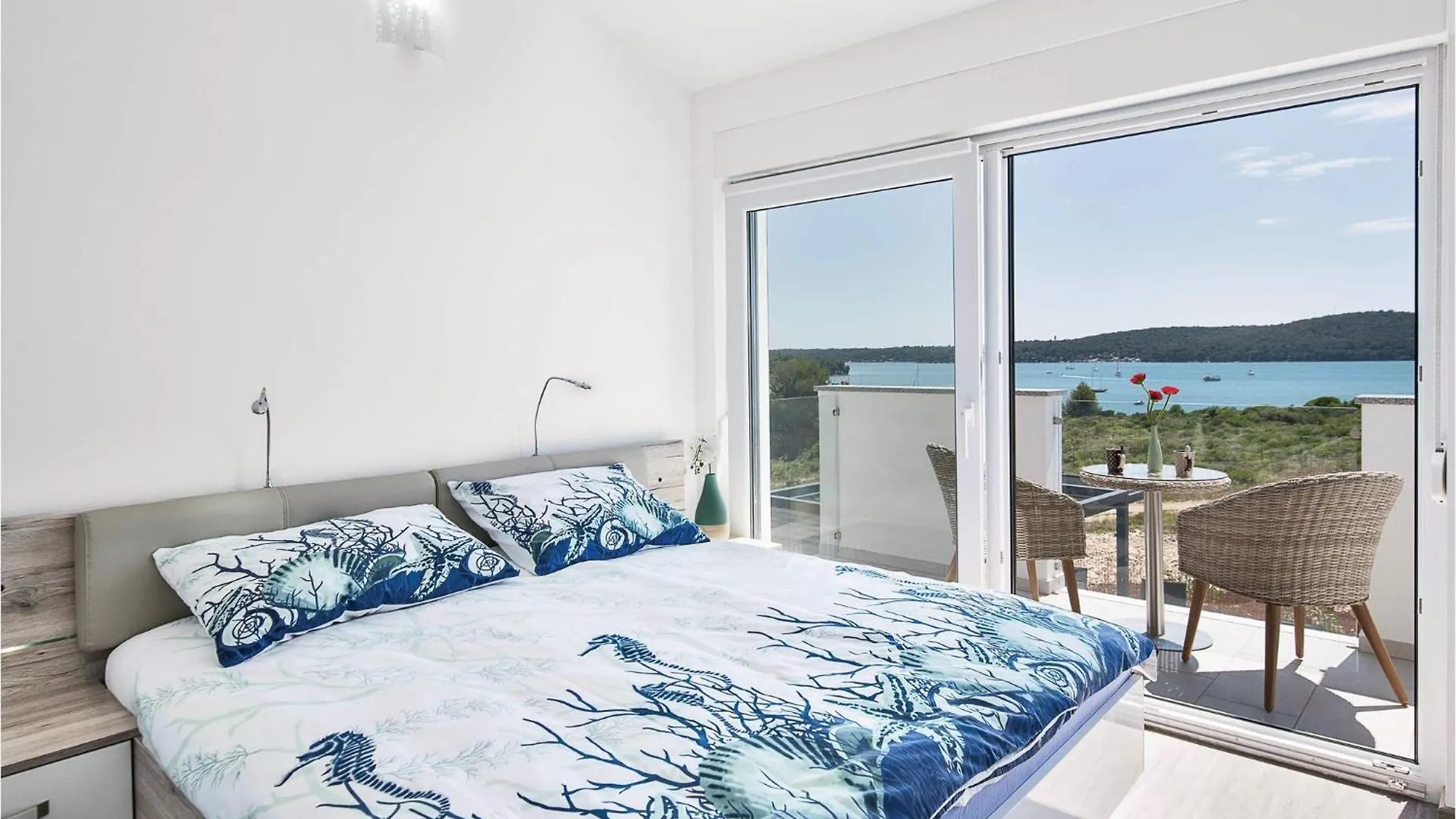 Villa Freya Mit Meerblick In Medulin, Istrien  Medulin