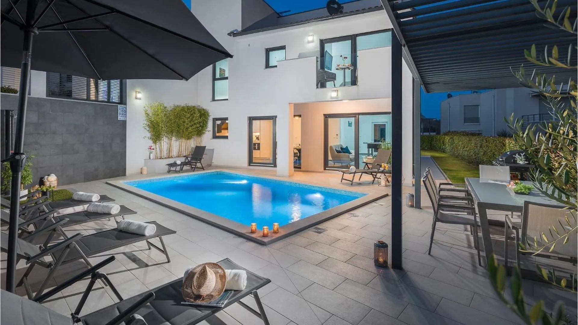 Villa Freya Mit Meerblick In Medulin, Istrien